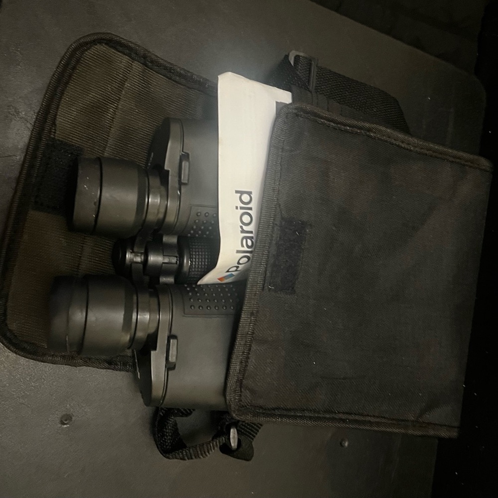 Polaroid Black Binoculars with Carrying Pouch